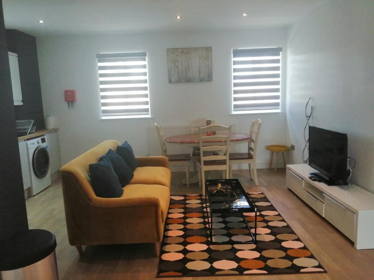 Apartment No 8 - Stay In Style In The Heart Of The Cathedral City. Truro Luaran gambar