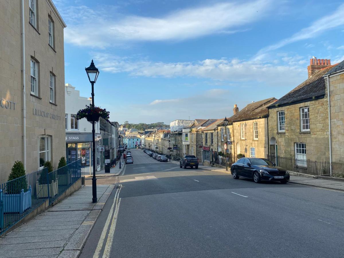 Apartment No 8 - Stay In Style In The Heart Of The Cathedral City. Truro Luaran gambar