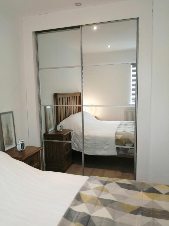 Apartment No 8 - Stay In Style In The Heart Of The Cathedral City. Truro Luaran gambar