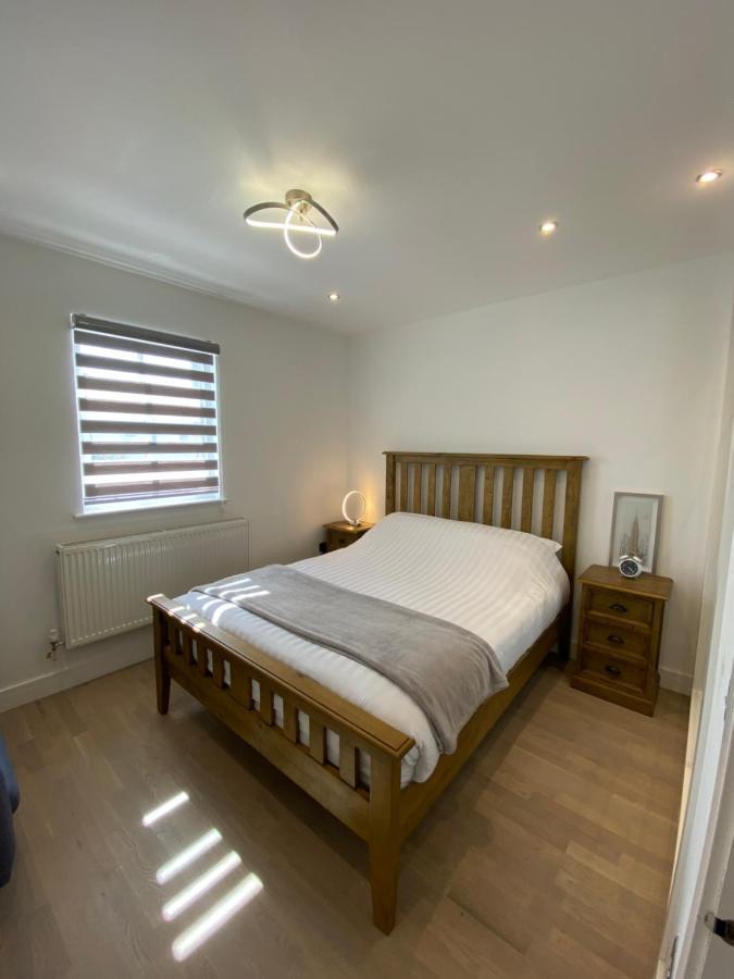 Apartment No 8 - Stay In Style In The Heart Of The Cathedral City. Truro Luaran gambar